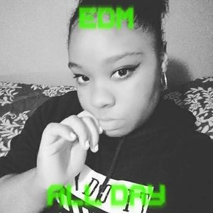 Meet your Posher, Imani